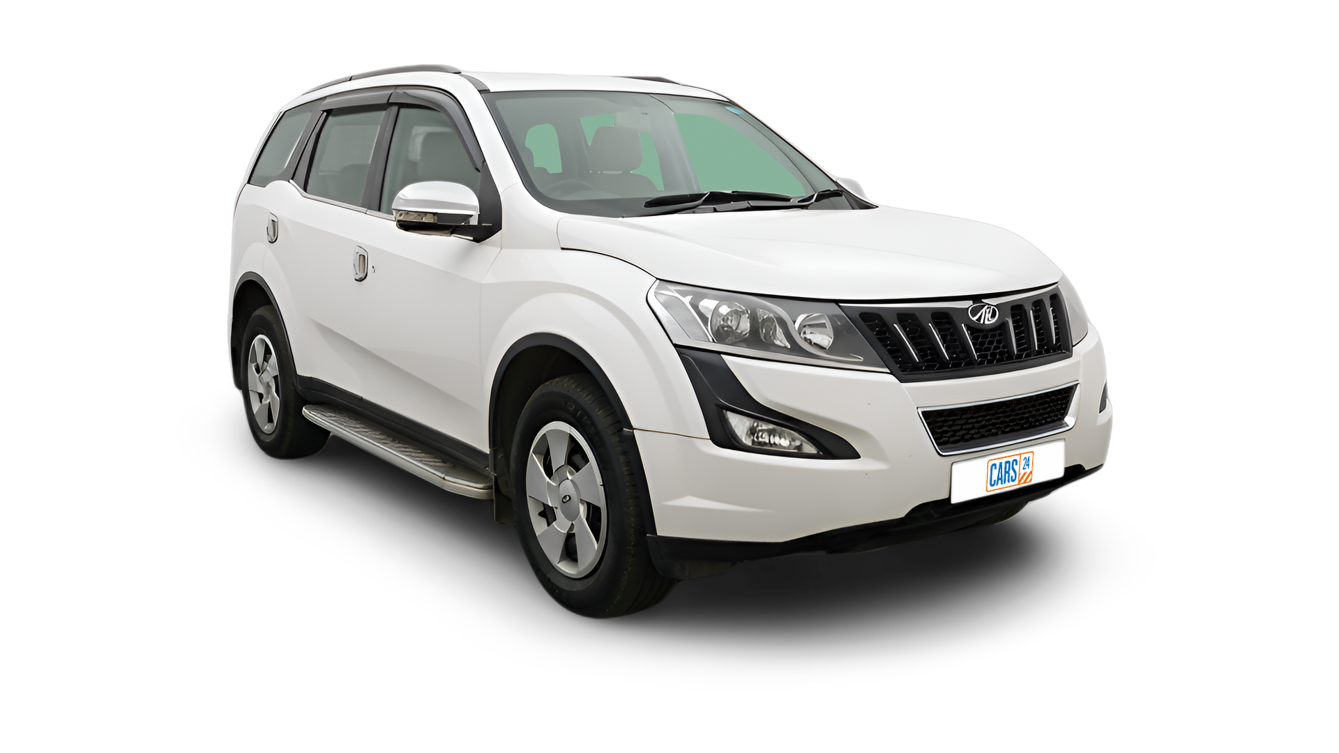 Mahindra XUV500-img